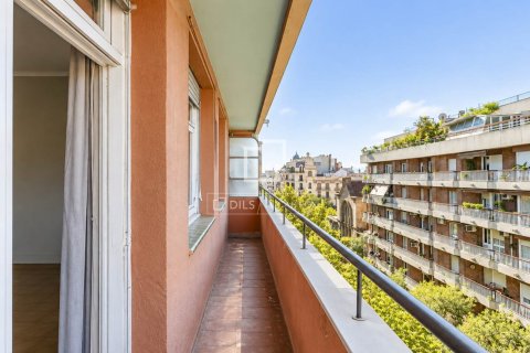 Купить квартиру в Барселона, Испания с 3 спальни, 102м², № 9258 - фото 5