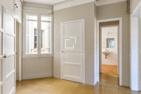 Купить квартиру в Барселона, Испания с 3 спальни, 102м², № 9258 - фото 10
