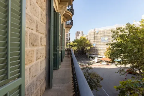 Apartamento de 3 dormitorios en venta en Barcelona, Cataluña, Spain № 9181 - foto 16