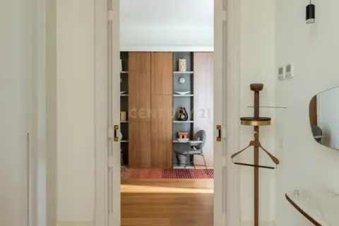 Apartamento de 3 dormitorios en venta en Barcelona, Cataluña, Spain № 9181 - foto 11