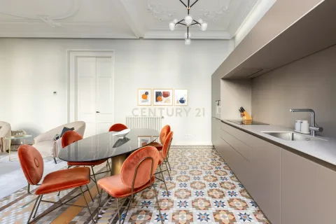 Apartamento de 3 dormitorios en venta en Barcelona, Cataluña, Spain № 9181 - foto 6