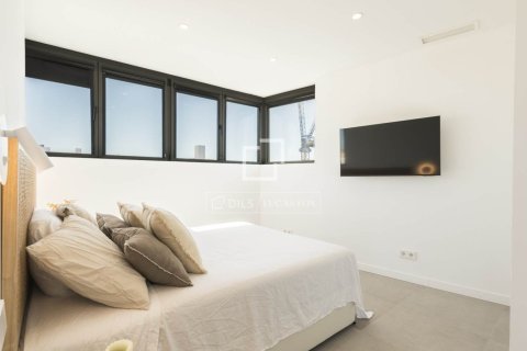 2 bedrooms penthouse for sale in Barcelona, Catalonia, Spain № 9115 - photo 23