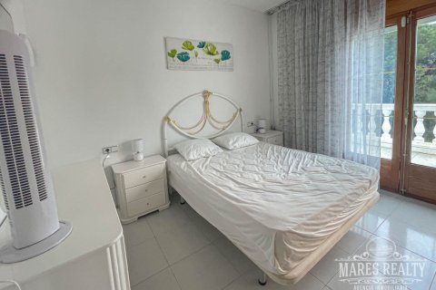 4 bedrooms villa for sale in Lloret de Mar, Girona, Catalonia, Spain № 3083 - photo 17