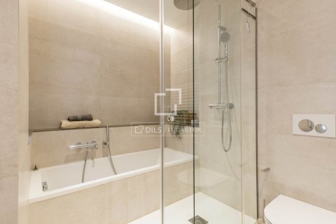3 bedrooms apartment for sale in Barcelona, Catalonia, Spain № 9220 - photo 23