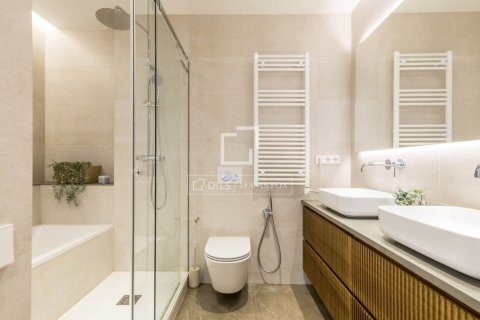 3 bedrooms apartment for sale in Barcelona, Catalonia, Spain № 9220 - photo 21