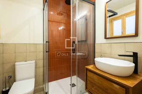 3 bedrooms apartment for sale in Barcelona, Catalonia, Spain № 9204 - photo 15