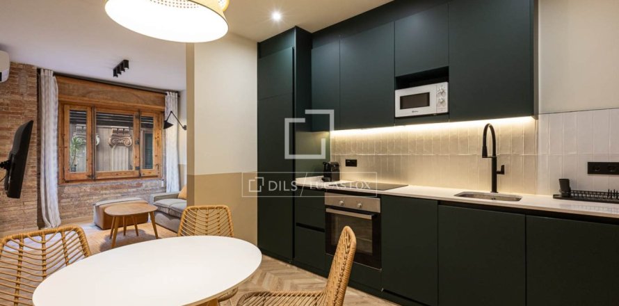 3 bedrooms apartment for sale in Barcelona, Catalonia, Spain № 9204