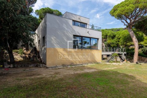 6 bedrooms villa for sale in Premia De Dalt, Barcelona, Catalonia, Spain № 9221 - photo 29