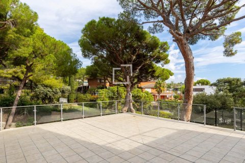6 bedrooms villa for sale in Premia De Dalt, Barcelona, Catalonia, Spain № 9221 - photo 9