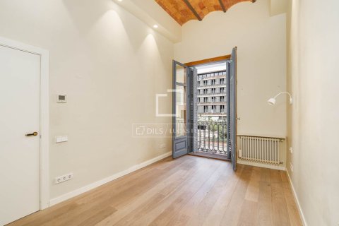 3 bedrooms apartment for sale in Barcelona, Catalonia, Spain № 9211 - photo 23