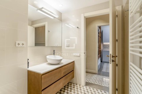 3 bedrooms apartment for sale in Barcelona, Catalonia, Spain № 9211 - photo 21