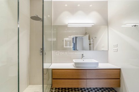 3 bedrooms apartment for sale in Barcelona, Catalonia, Spain № 9211 - photo 27