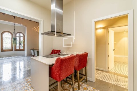 3 bedrooms apartment for sale in Barcelona, Catalonia, Spain № 9211 - photo 13