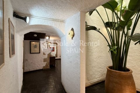 7 bedrooms house for sale in Girona, Catalonia, Spain № 6720 - photo 5
