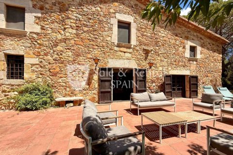 7 bedrooms house for sale in Girona, Catalonia, Spain № 6720 - photo 2