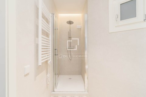 2 bedrooms apartment for sale in Barcelona, Catalonia, Spain № 9170 - photo 19