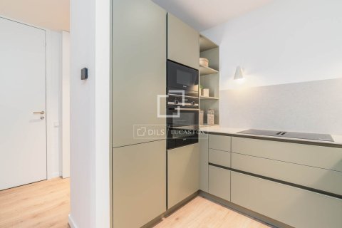 2 bedrooms apartment for sale in Barcelona, Catalonia, Spain № 9170 - photo 12