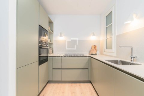 2 bedrooms apartment for sale in Barcelona, Catalonia, Spain № 9170 - photo 11