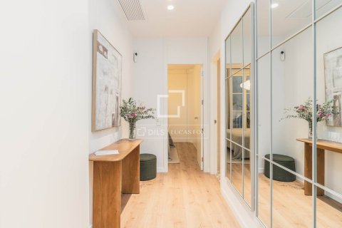 2 bedrooms apartment for sale in Barcelona, Catalonia, Spain № 9170 - photo 21