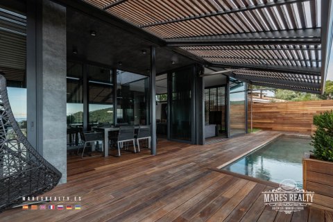 6 bedrooms villa for sale in Lloret de Mar, Girona, Catalonia, Spain № 991 - photo 16