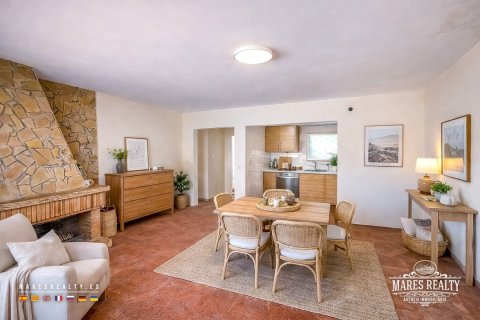4 bedrooms villa for sale in Lloret de Mar, Girona, Catalonia, Spain № 7231 - photo 8