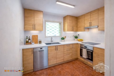 4 bedrooms villa for sale in Lloret de Mar, Girona, Catalonia, Spain № 7231 - photo 7