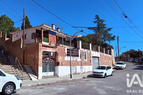 3 bedrooms villa for sale in Vallirana, Barcelona, Catalonia, Spain № 9237 - photo 3