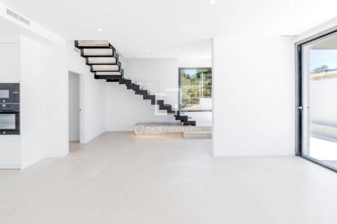 5 bedrooms villa for sale in Sitges, Barcelona, Catalonia, Spain № 9108 - photo 15