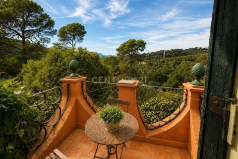 5 bedrooms house for sale in Barcelona, Catalonia, Spain № 9179 - photo 9