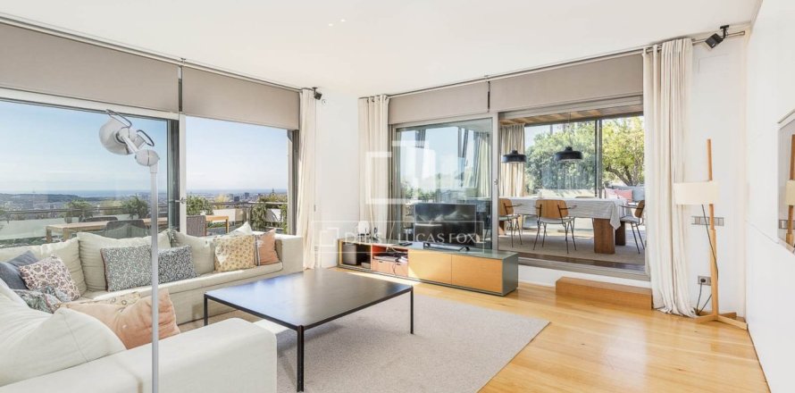 3 bedrooms penthouse for sale in Barcelona, Catalonia, Spain № 9090