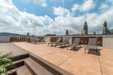 Apartamento de 2 dormitorios en venta en Barcelona, Cataluña, Spain № 9080 - foto 17