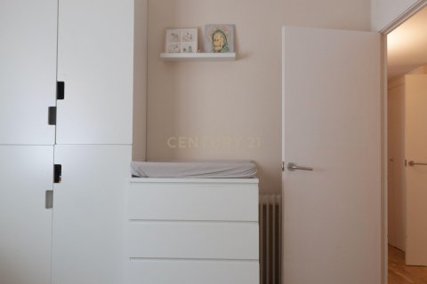 Apartamento de 4 dormitorios en venta en Barcelona, Cataluña, Spain № 9231 - foto 23