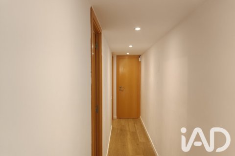 Apartamento de 3 dormitorios en venta en Barcelona, Cataluña, Spain № 9246 - foto 11