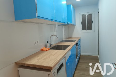 Apartamento de 3 dormitorios en venta en Barcelona, Cataluña, Spain № 9246 - foto 7