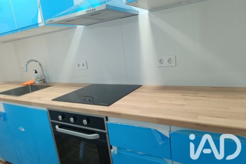 Apartamento de 3 dormitorios en venta en Barcelona, Cataluña, Spain № 9246 - foto 9