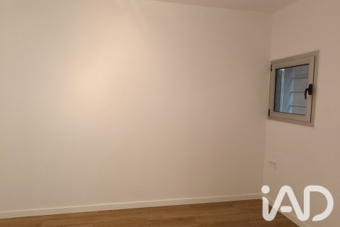 Apartamento de 3 dormitorios en venta en Barcelona, Cataluña, Spain № 9246 - foto 21