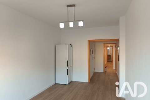 Apartamento de 3 dormitorios en venta en Barcelona, Cataluña, Spain № 9246 - foto 5