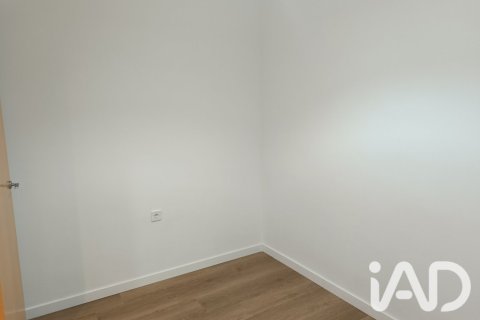 Apartamento de 3 dormitorios en venta en Barcelona, Cataluña, Spain № 9246 - foto 15