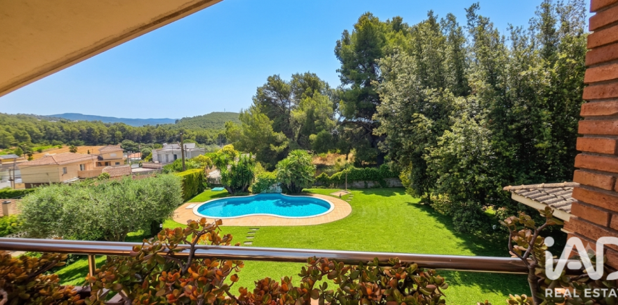 4 bedrooms house for sale in Olerdola, Barcelona, Catalonia, Spain № 9132