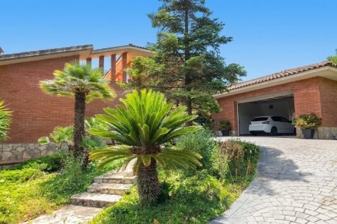4 bedrooms house for sale in Olerdola, Barcelona, Catalonia, Spain № 9132 - photo 2