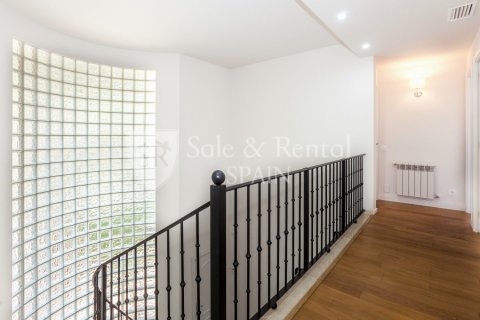 6 bedrooms house for sale in Gava, Barcelona, Catalonia, Spain № 6731 - photo 25