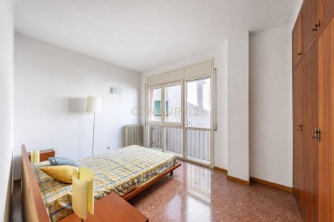 Купить квартиру в Барселона, Испания с 3 спальни, 89м², № 9176 - фото 13