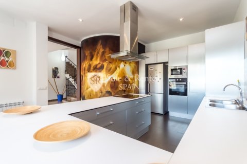 5 bedrooms house for sale in Santa Susanna, Barcelona, Catalonia, Spain № 6750 - photo 25