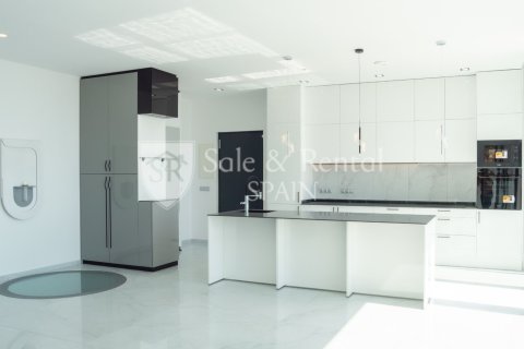 3 bedrooms house for sale in Lloret de Mar, Girona, Catalonia, Spain № 6666 - photo 6