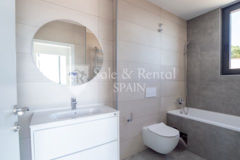 3 bedrooms house for sale in Lloret de Mar, Girona, Catalonia, Spain № 6666 - photo 20