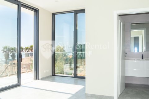 3 bedrooms house for sale in Lloret de Mar, Girona, Catalonia, Spain № 6666 - photo 27