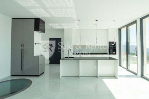 3 bedrooms house for sale in Lloret de Mar, Girona, Catalonia, Spain № 6666 - photo 8