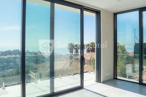 3 bedrooms house for sale in Lloret de Mar, Girona, Catalonia, Spain № 6666 - photo 24