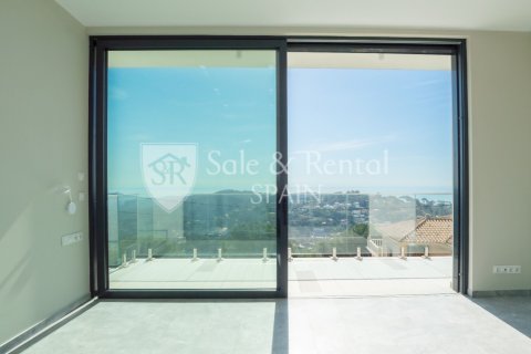 3 bedrooms house for sale in Lloret de Mar, Girona, Catalonia, Spain № 6666 - photo 29