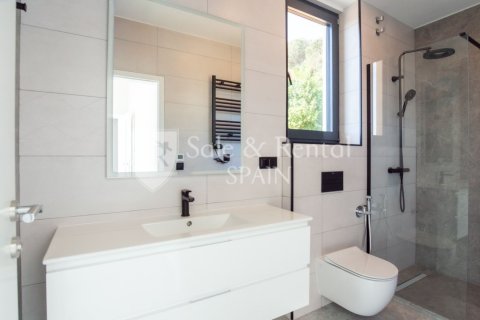 3 bedrooms house for sale in Lloret de Mar, Girona, Catalonia, Spain № 6666 - photo 28